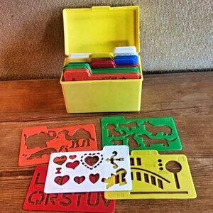 Vtg 1991 Highlights Stencil Factory Set – 68 Creative Plastic Stencils w/ Case